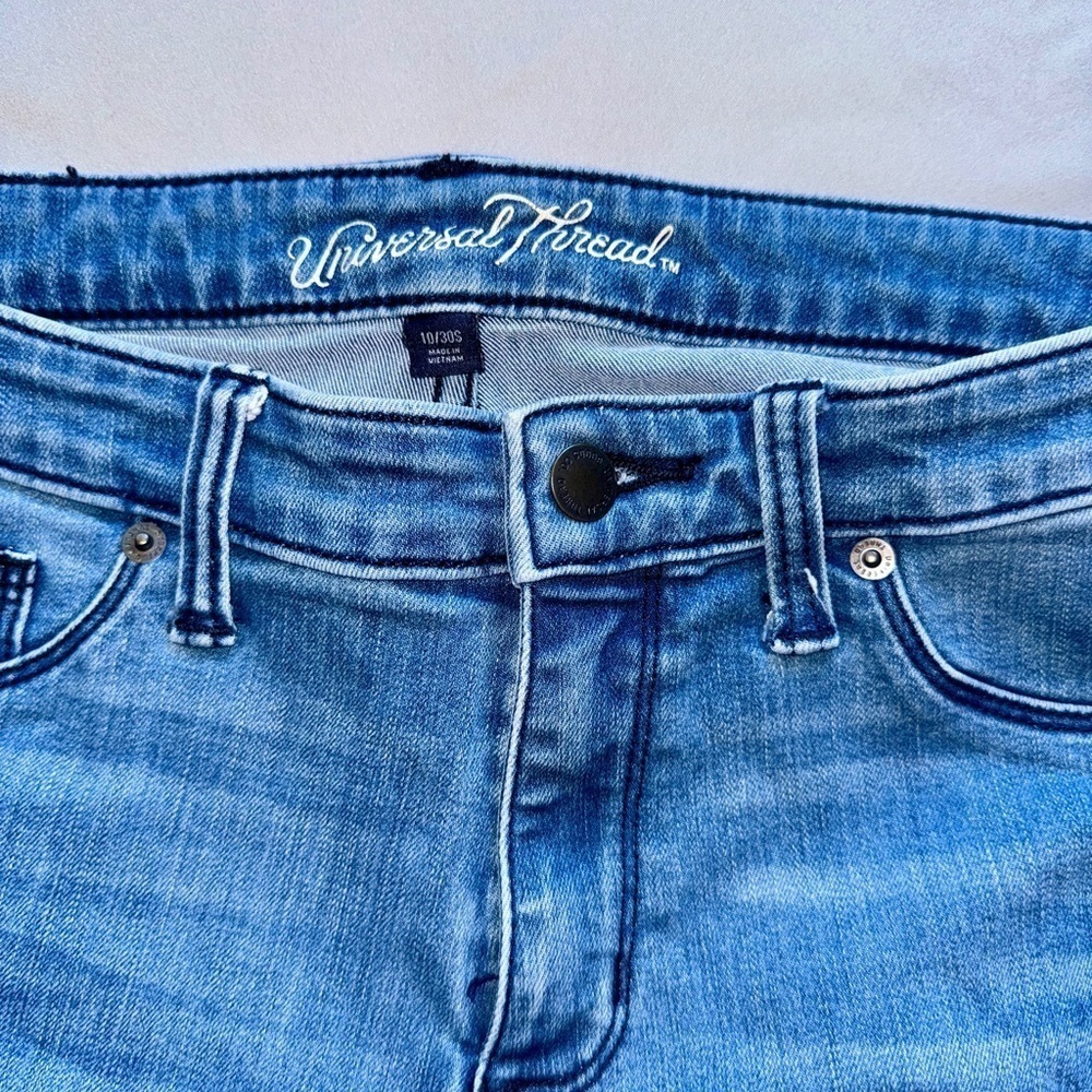 Universal Thread Skinny Jeans - Picture 2 of 3